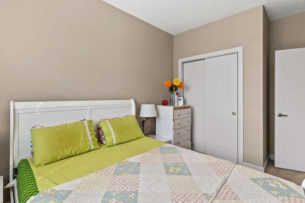 130 Silverado Plains Park SW Calgary AB T2X1Y8