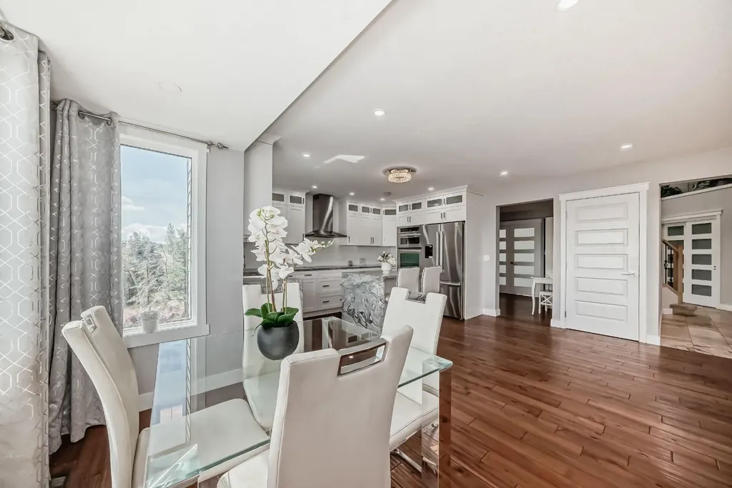 240076 Paradise Meadow Drive Chestermere AB T1X 0M8