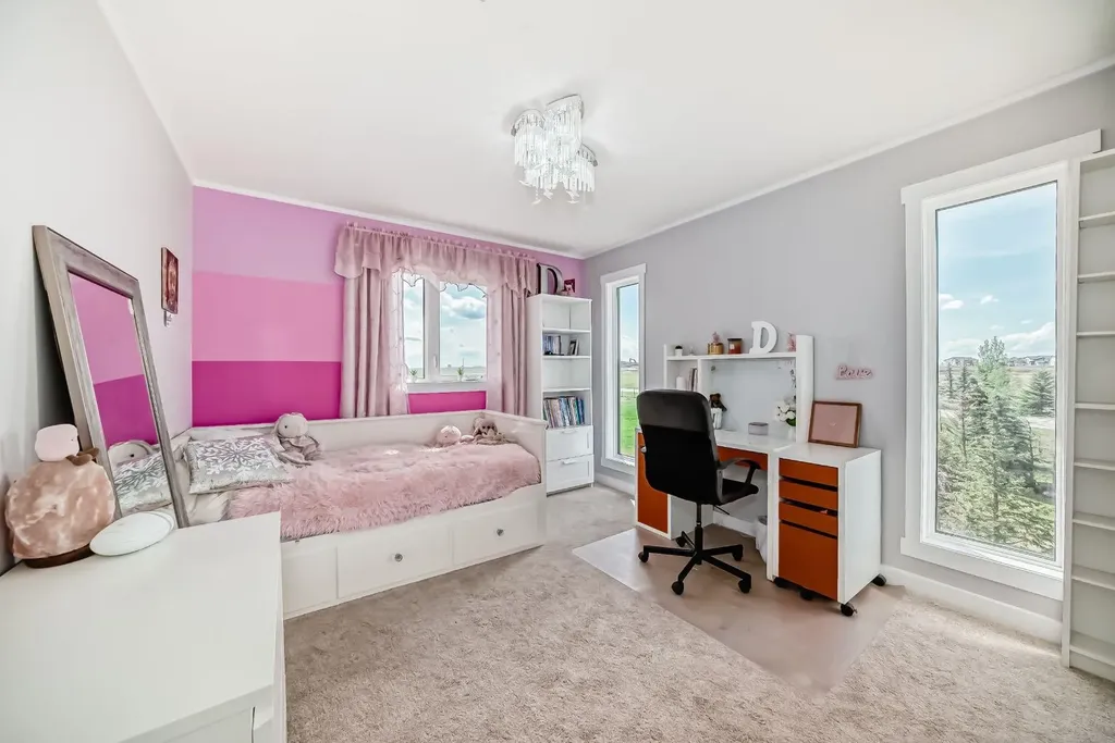 240076 Paradise Meadow Drive Chestermere AB T1X 0M8