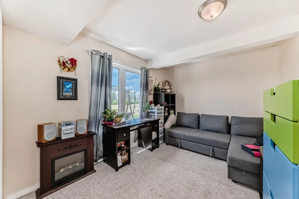 240076 Paradise Meadow Drive Chestermere AB T1X 0M8
