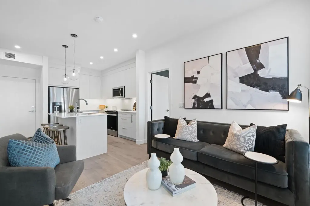 6 Merganser Drive W Chestermere AB T1X2Y2