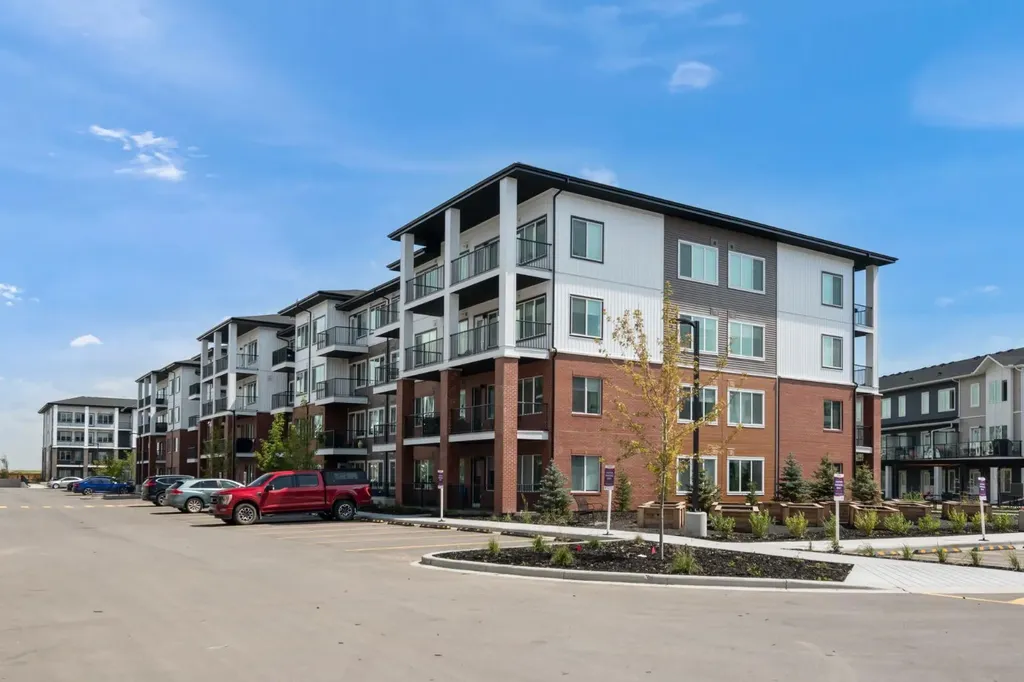 6 Merganser Drive W Chestermere AB T1X2Y2