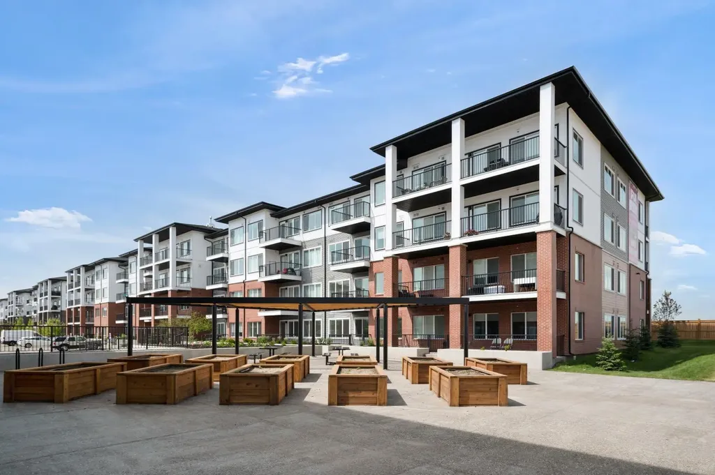 6 Merganser Drive W Chestermere AB T1X2Y2