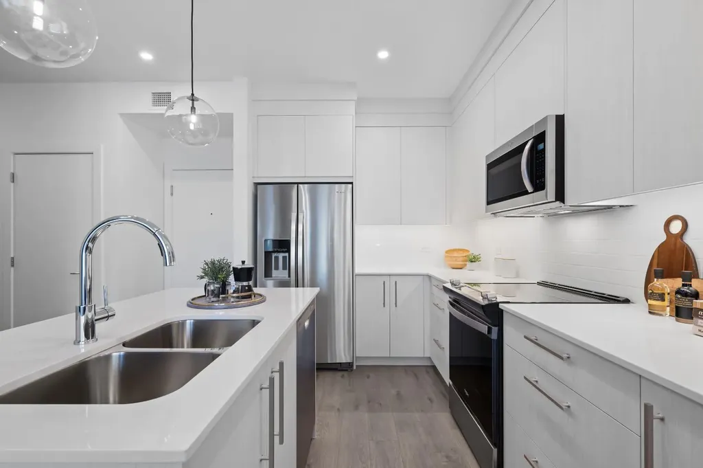 6 Merganser Drive W Chestermere AB T1X2Y2
