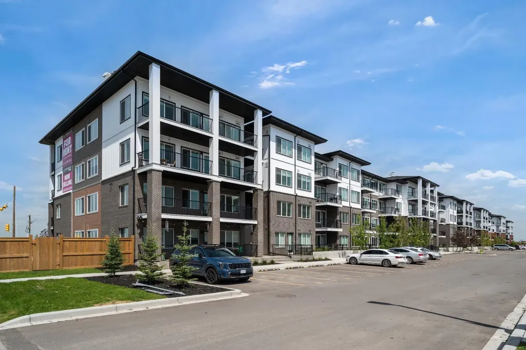 6 Merganser Drive W Chestermere AB T1X2Y2
