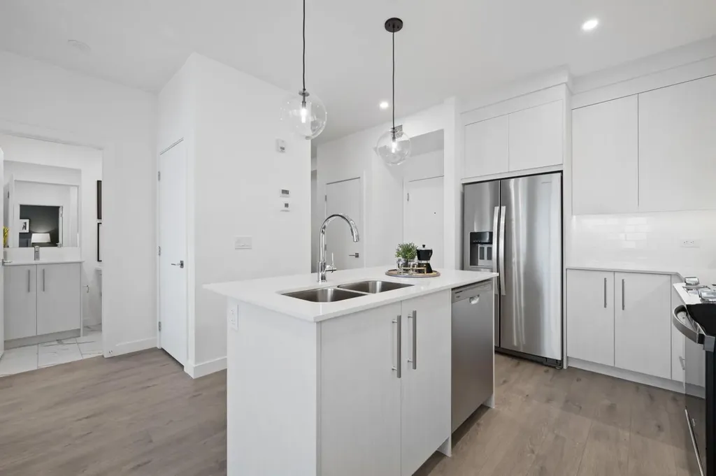6 Merganser Drive W Chestermere AB T1X2Y2