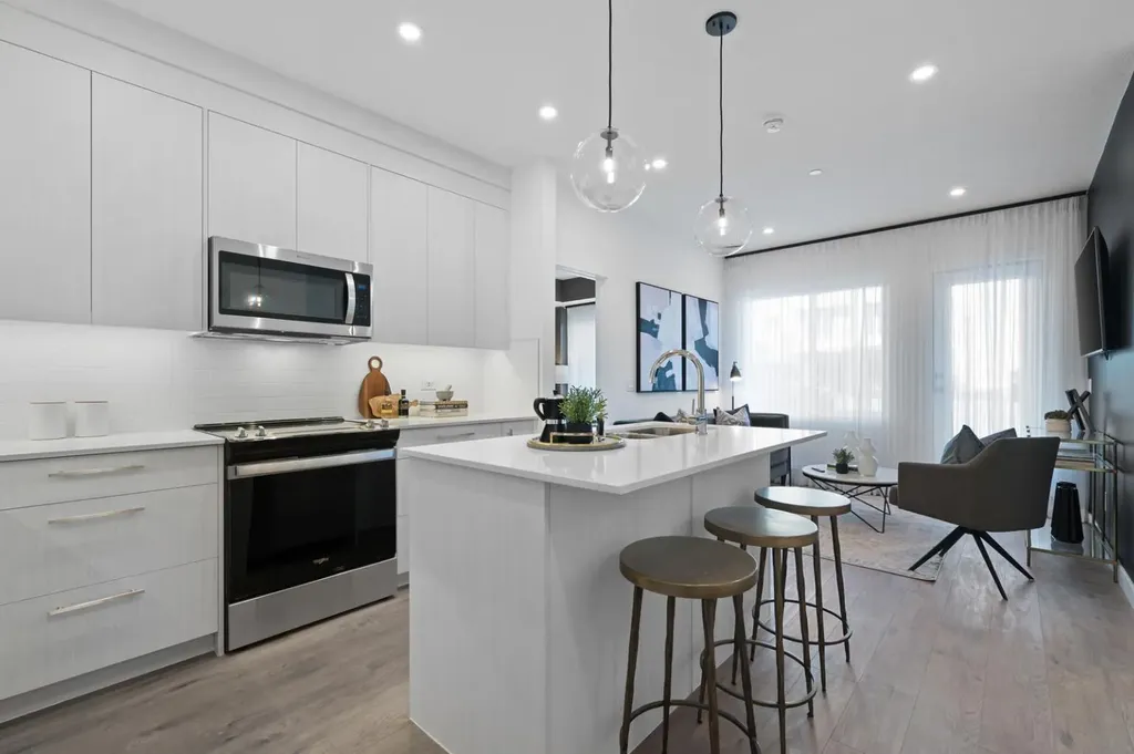 6 Merganser Drive W Chestermere AB T1X2Y2