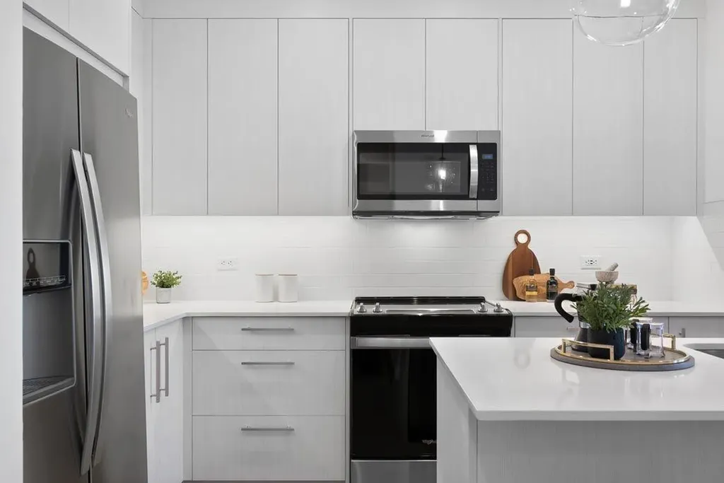 6 Merganser Drive W Chestermere AB T1X2Y2