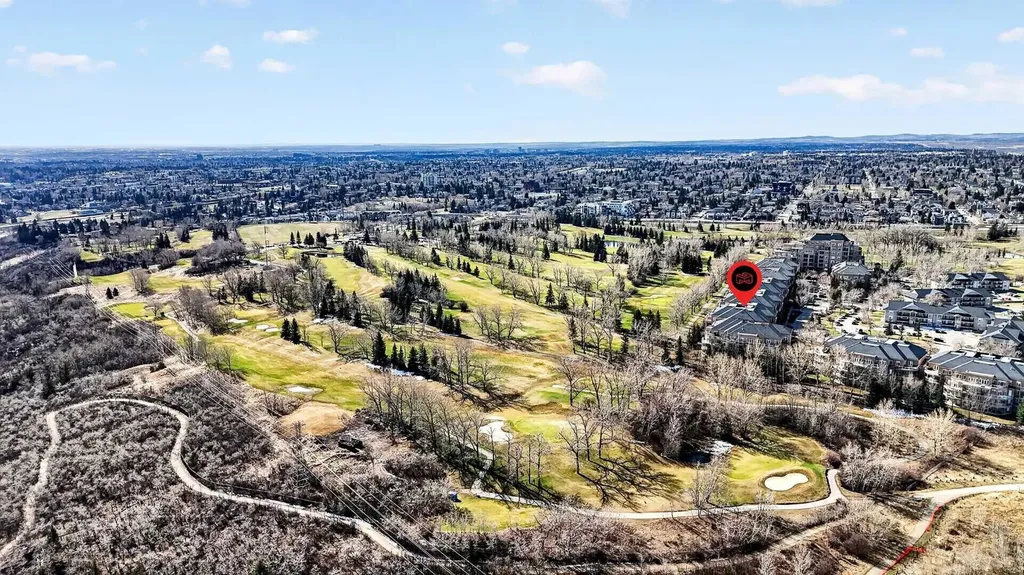 14 Hemlock Crescent SW Calgary AB T3C 2Z1