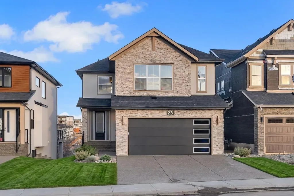28 Spring Creek Point SW Calgary AB T3H 6E2