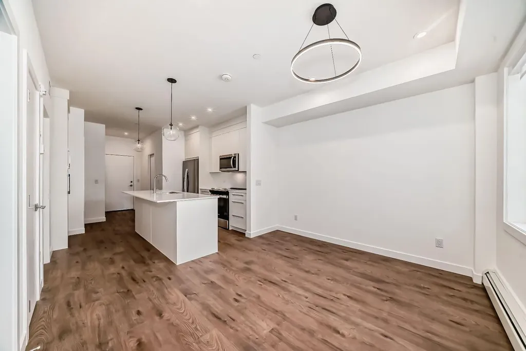 6 Merganser Drive W Chestermere AB T1X2Y2