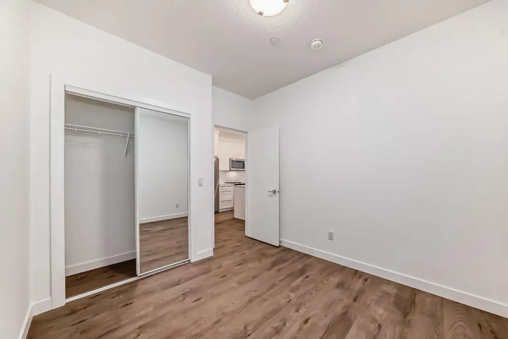6 Merganser Drive W Chestermere AB T1X2Y2