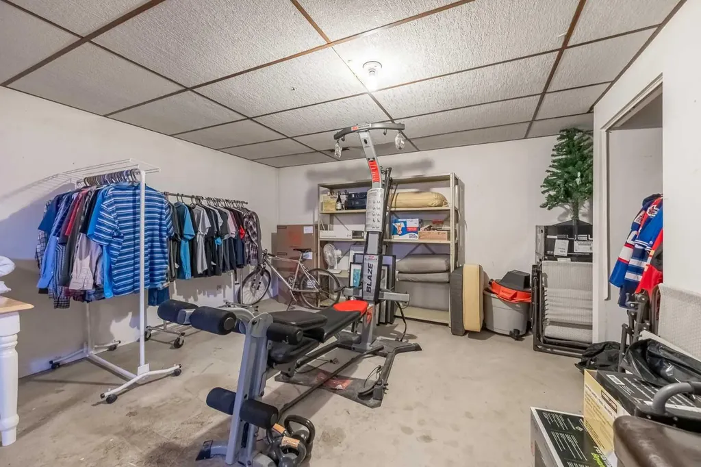 116 Dovercrest Way SE Calgary AB T2B 2L9