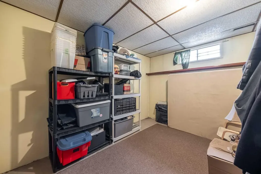 116 Dovercrest Way SE Calgary AB T2B 2L9
