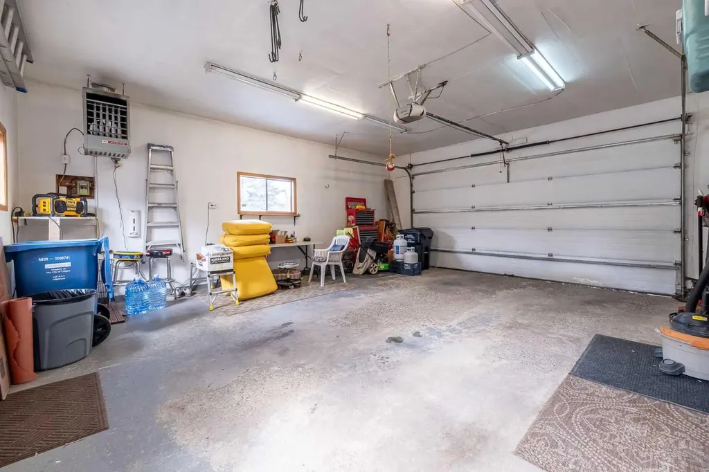 116 Dovercrest Way SE Calgary AB T2B 2L9
