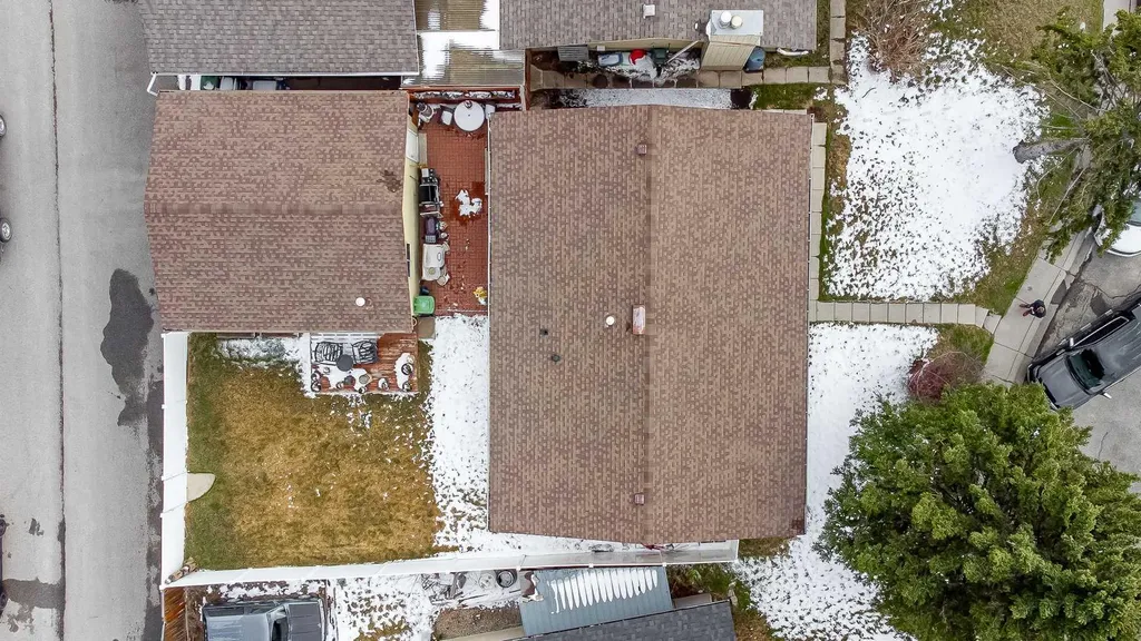 116 Dovercrest Way SE Calgary AB T2B 2L9