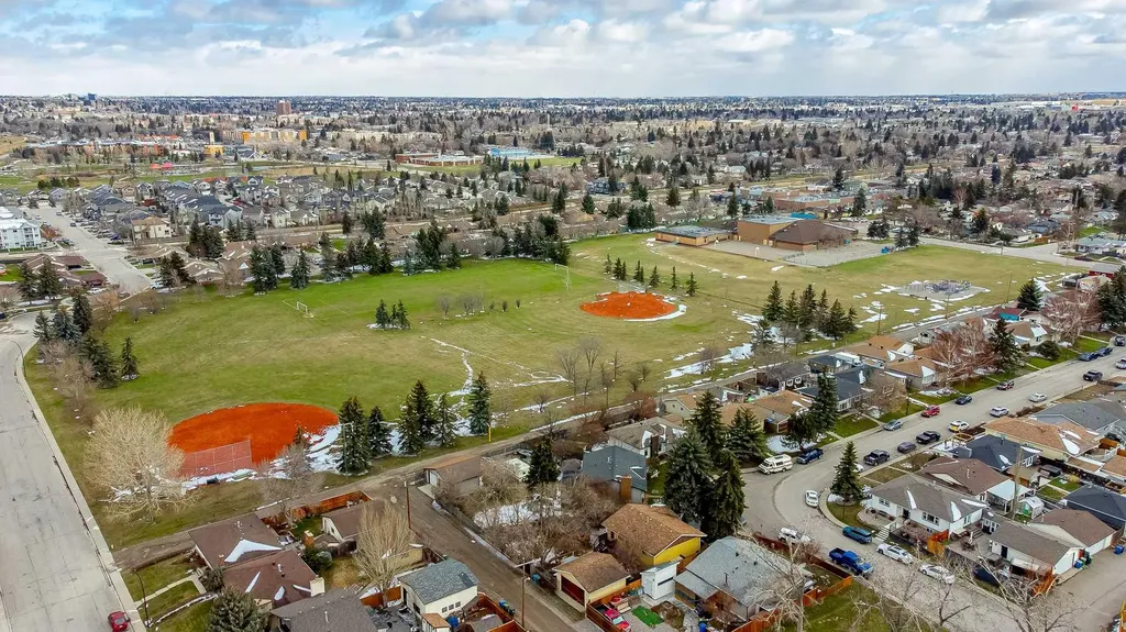 116 Dovercrest Way SE Calgary AB T2B 2L9