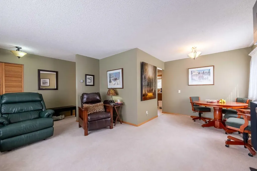 116 Dovercrest Way SE Calgary AB T2B 2L9