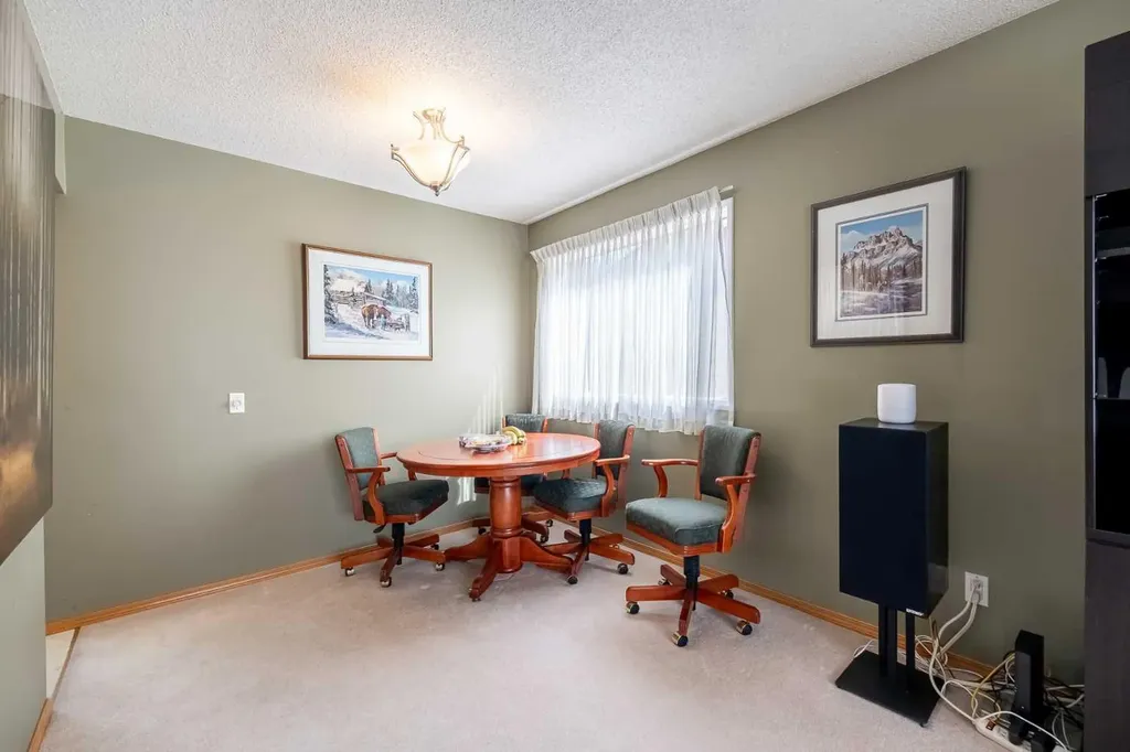 116 Dovercrest Way SE Calgary AB T2B 2L9