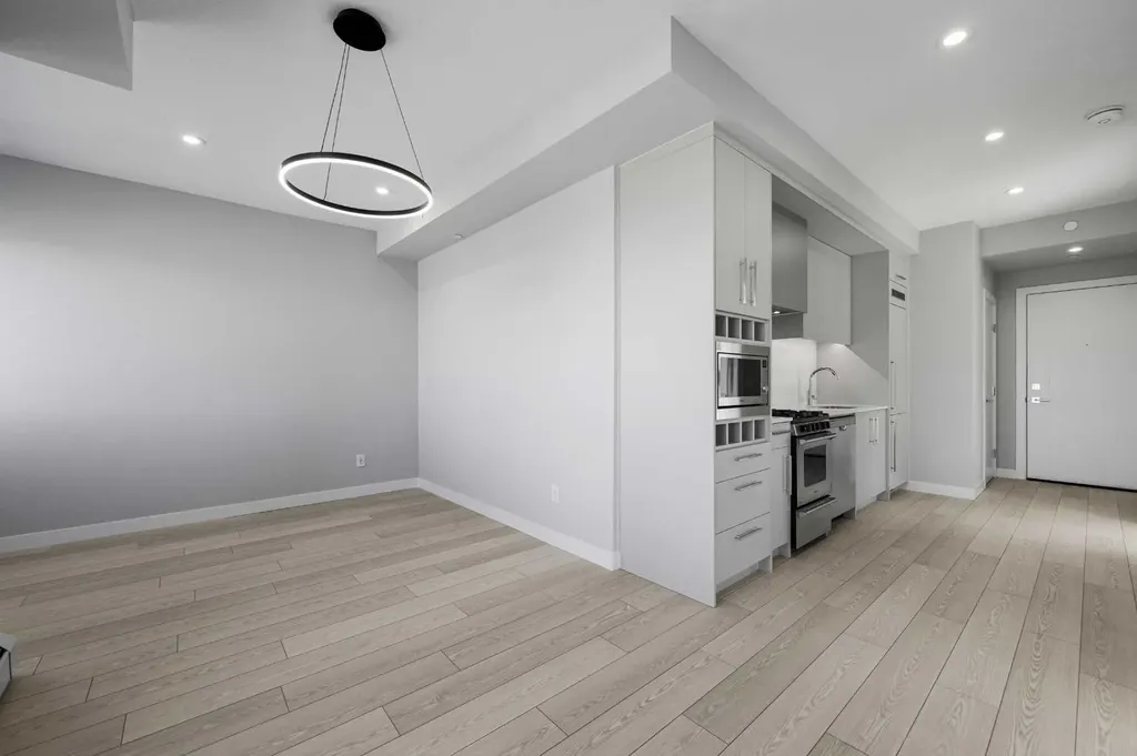 8230 Broadcast Avenue SW Calgary AB T3H 6L3