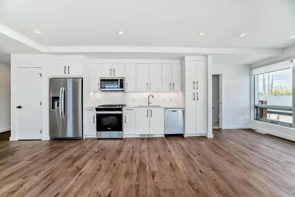 110 18a Street NW Calgary AB T2N 5G5