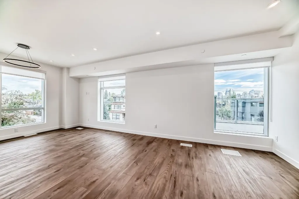 110 18a Street NW Calgary AB T2N 5G5