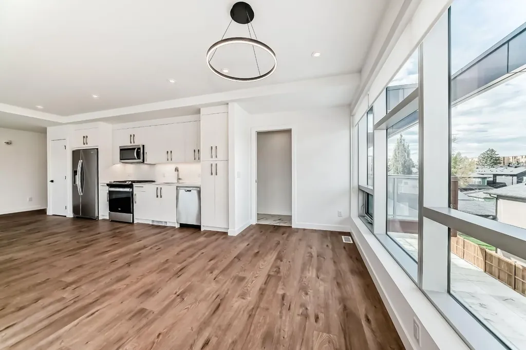 110 18a Street NW Calgary AB T2N 5G5