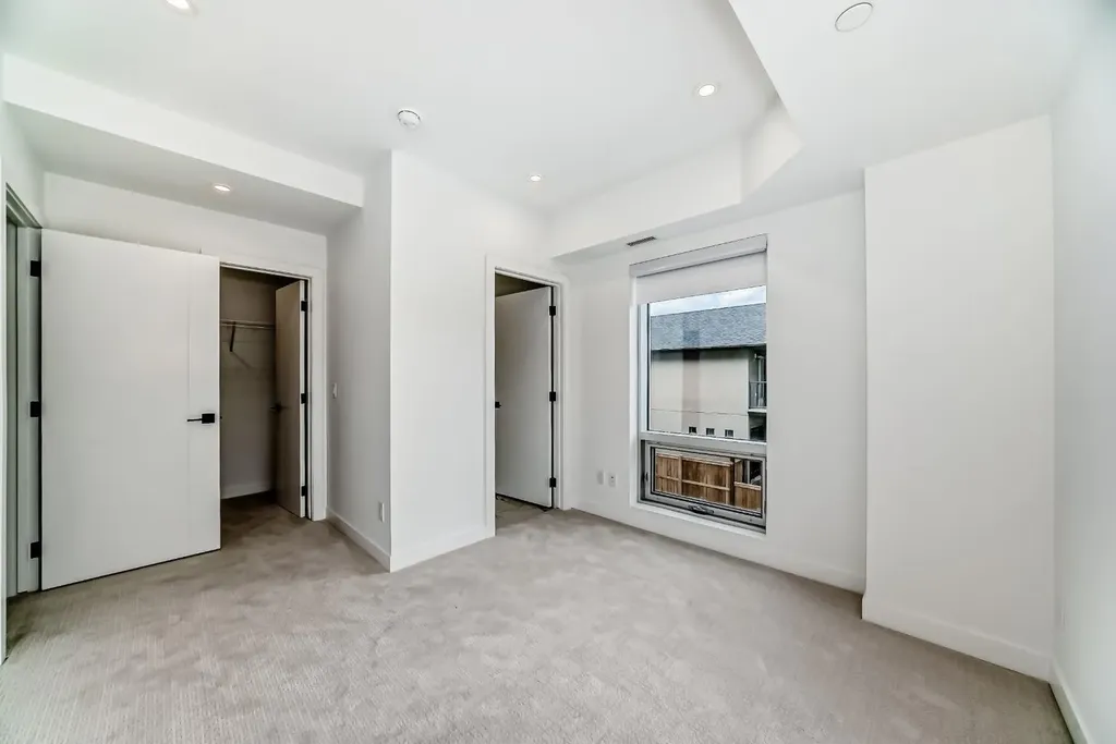 110 18a Street NW Calgary AB T2N 5G5