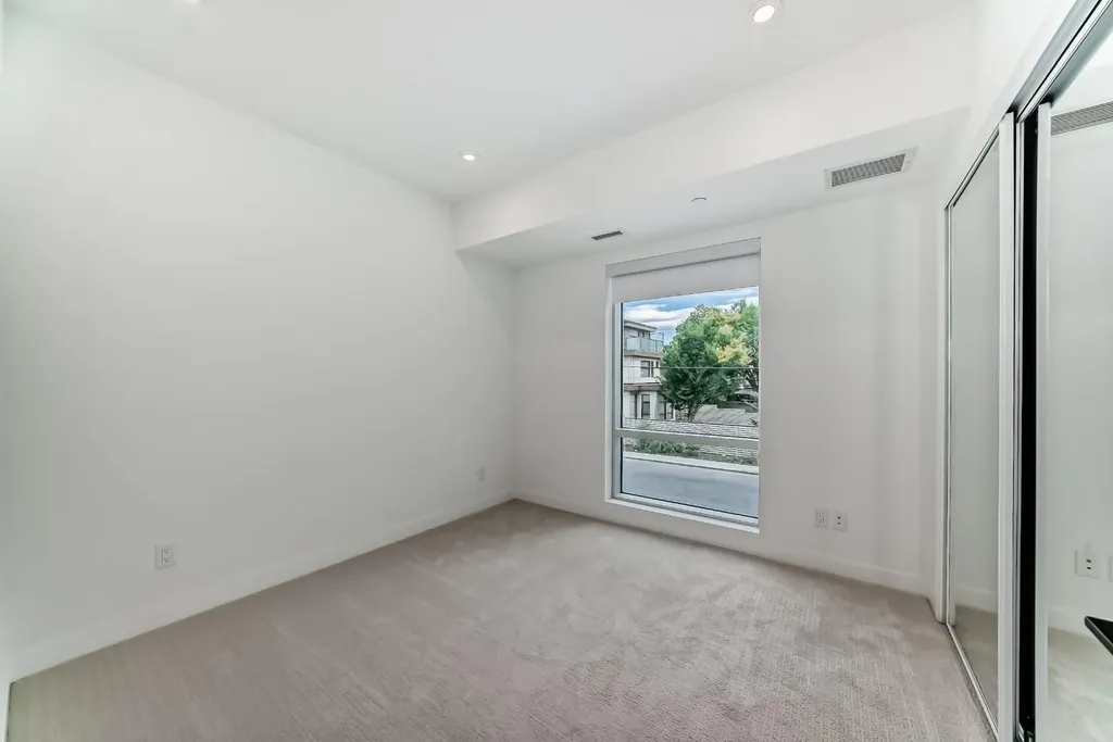 110 18a Street NW Calgary AB T2N 5G5