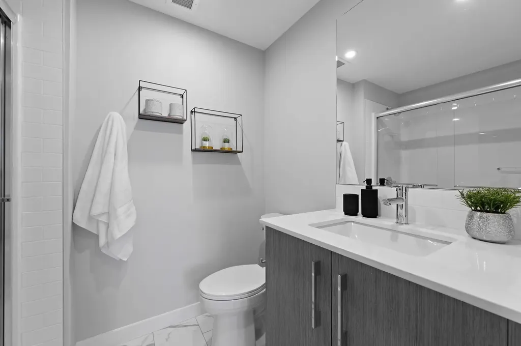 63 Corner Glen Crescent NE Calgary AB T3N2R6