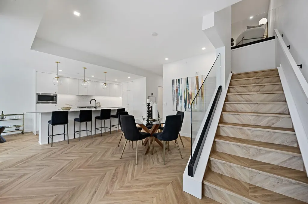 8505 Broadcast Avenue SW Calgary AB T3H 4C7