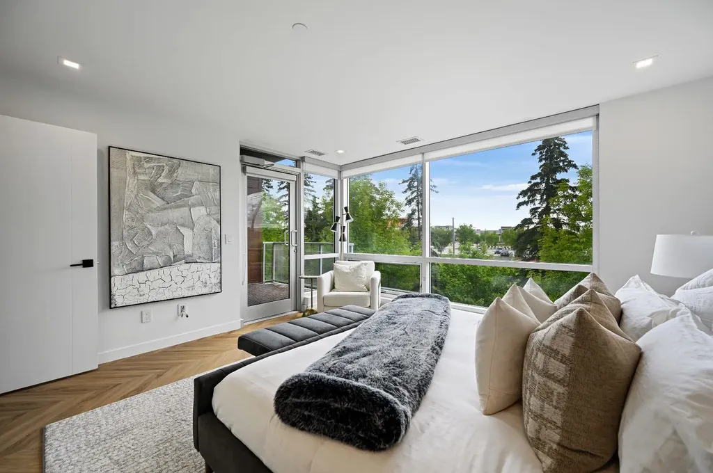 8505 Broadcast Avenue SW Calgary AB T3H 4C7