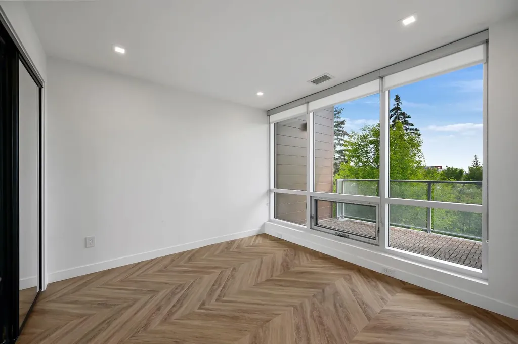 8505 Broadcast Avenue SW Calgary AB T3H 4C7