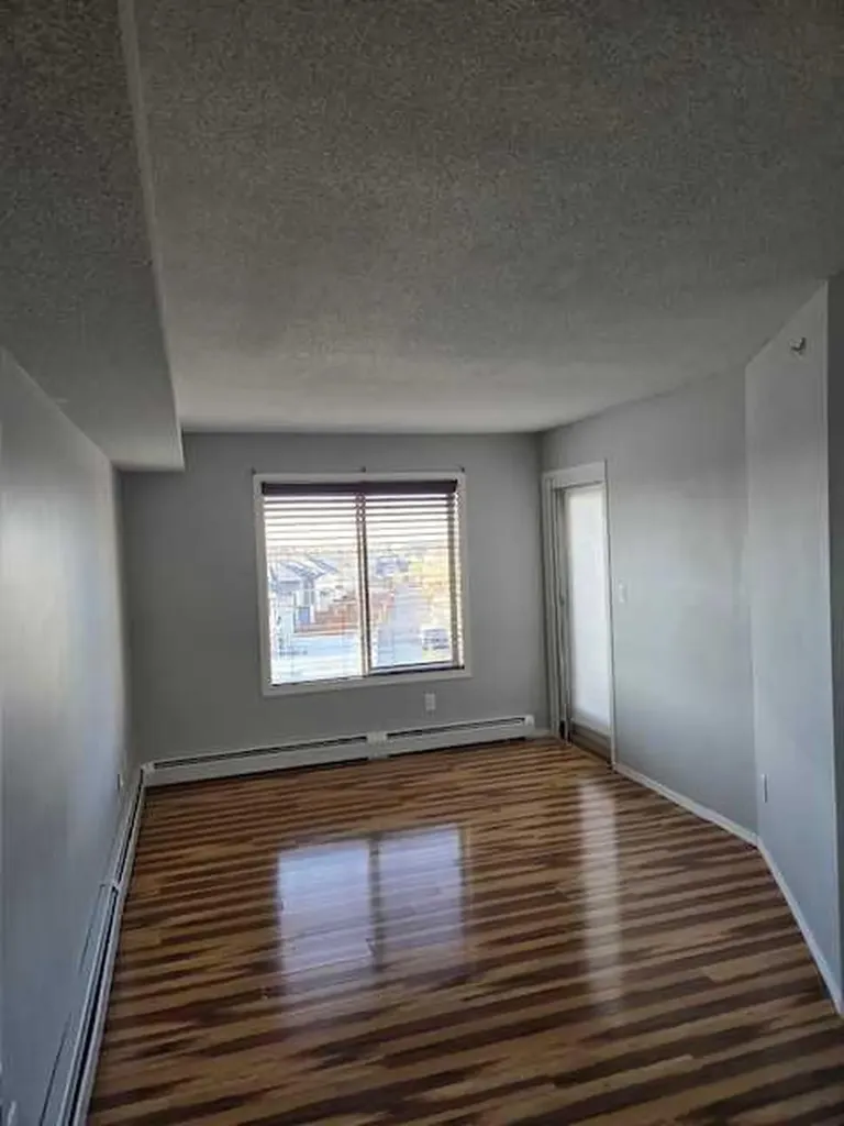 7210 80 Avenue NE Calgary AB T3J 0N7
