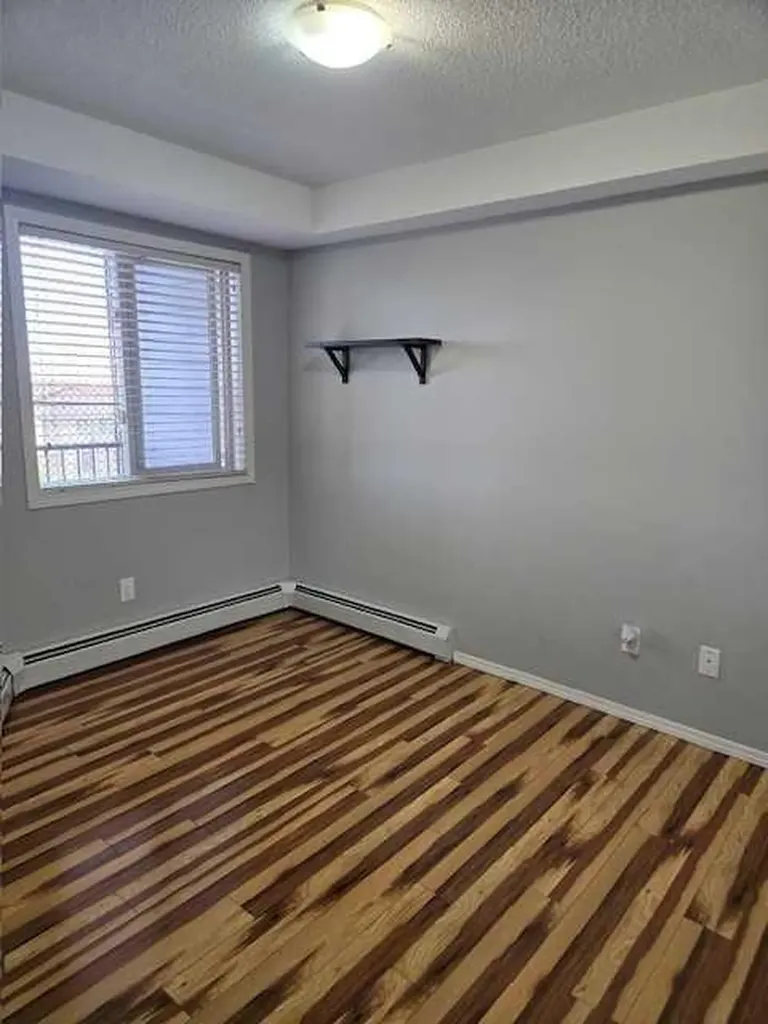 7210 80 Avenue NE Calgary AB T3J 0N7