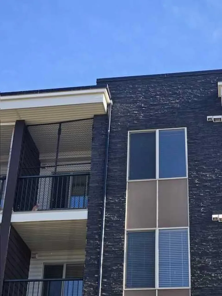 7210 80 Avenue NE Calgary AB T3J 0N7
