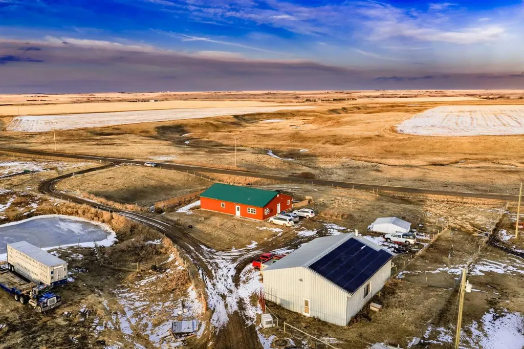 Rural Rural Kneehill County AB T0M 0A0