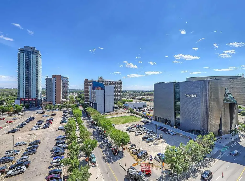 450 8 Avenue SE Calgary AB T2G 1T2