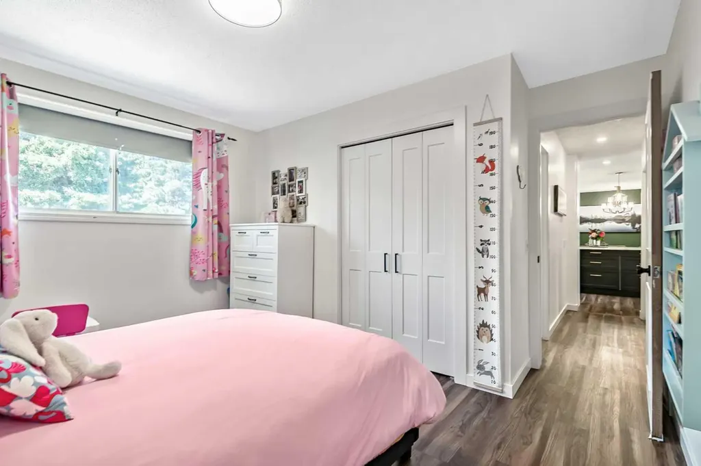 11835 Elbow Drive SW Calgary AB T2W 1H1