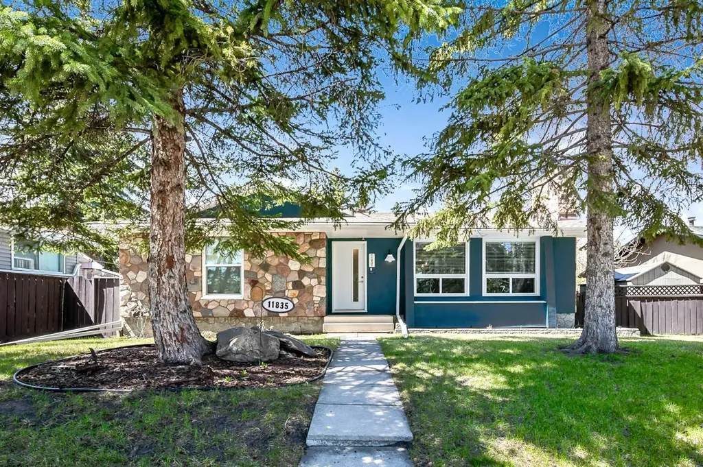 11835 Elbow Drive SW Calgary AB T2W 1H1