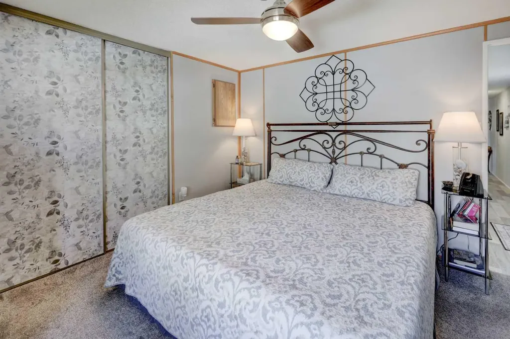 256 Burroughs Circle NE Calgary AB T1Y 6K3