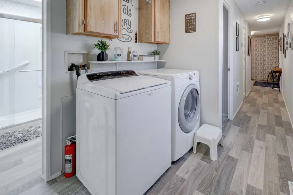 256 Burroughs Circle NE Calgary AB T1Y 6K3