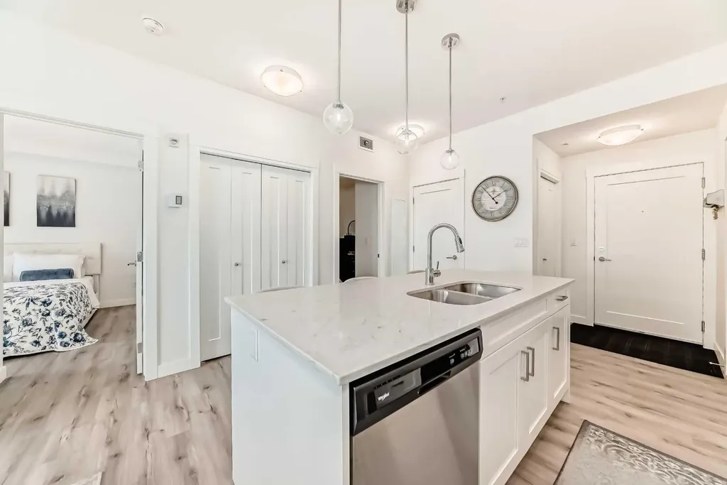 40 Walgrove SE Calgary AB T2X 5A2