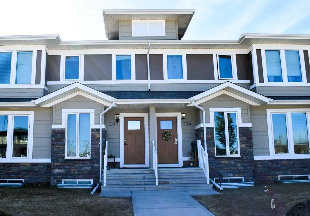 339 Viscount Drive Red Deer AB T4R 0S2