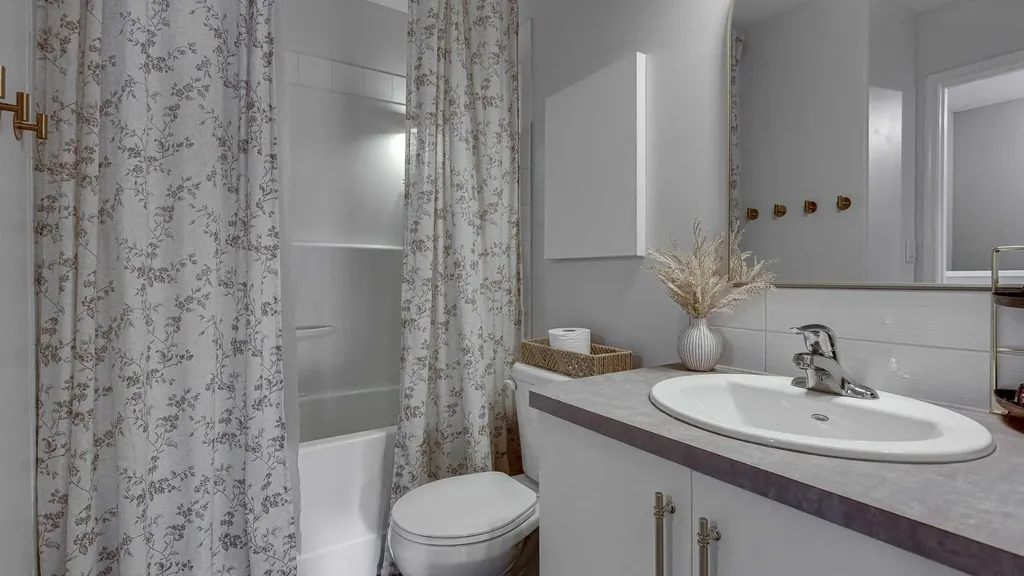 339 Viscount Drive Red Deer AB T4R 0S2