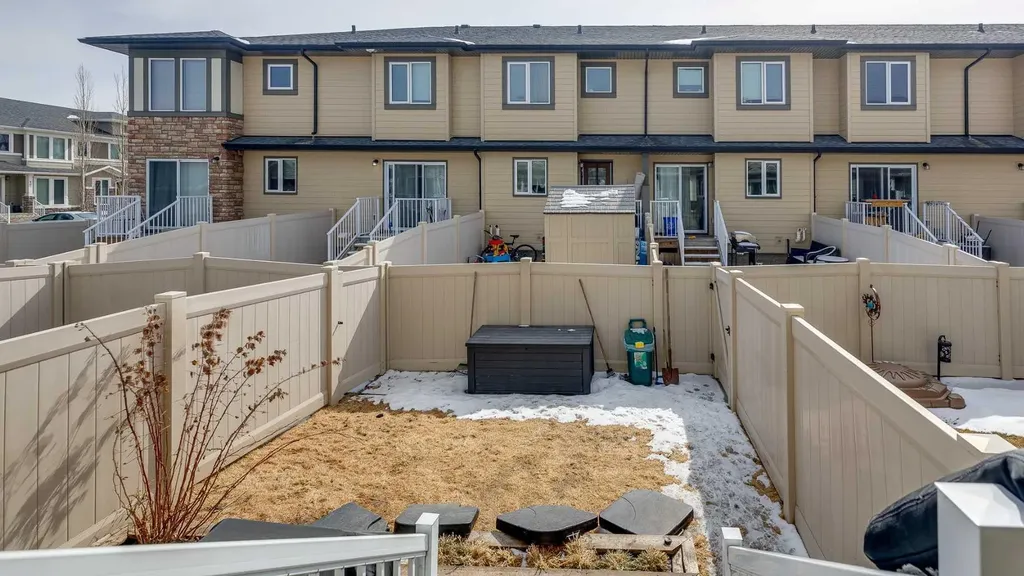339 Viscount Drive Red Deer AB T4R 0S2