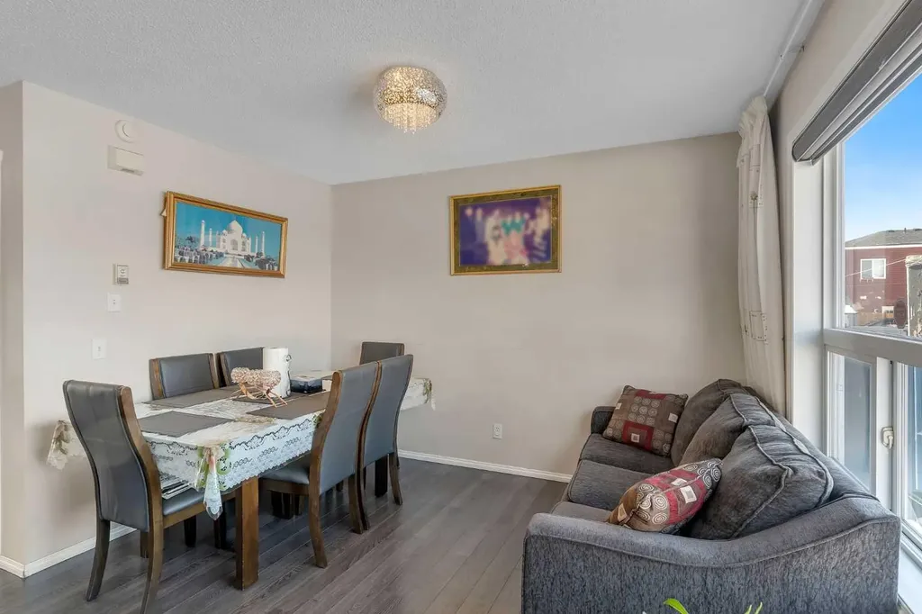 92 Taradale Drive NE Calgary AB T3J 4W7