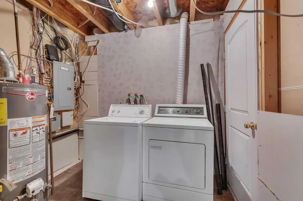 92 Taradale Drive NE Calgary AB T3J 4W7