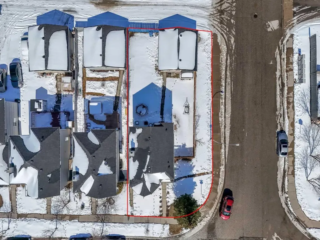 92 Taradale Drive NE Calgary AB T3J 4W7