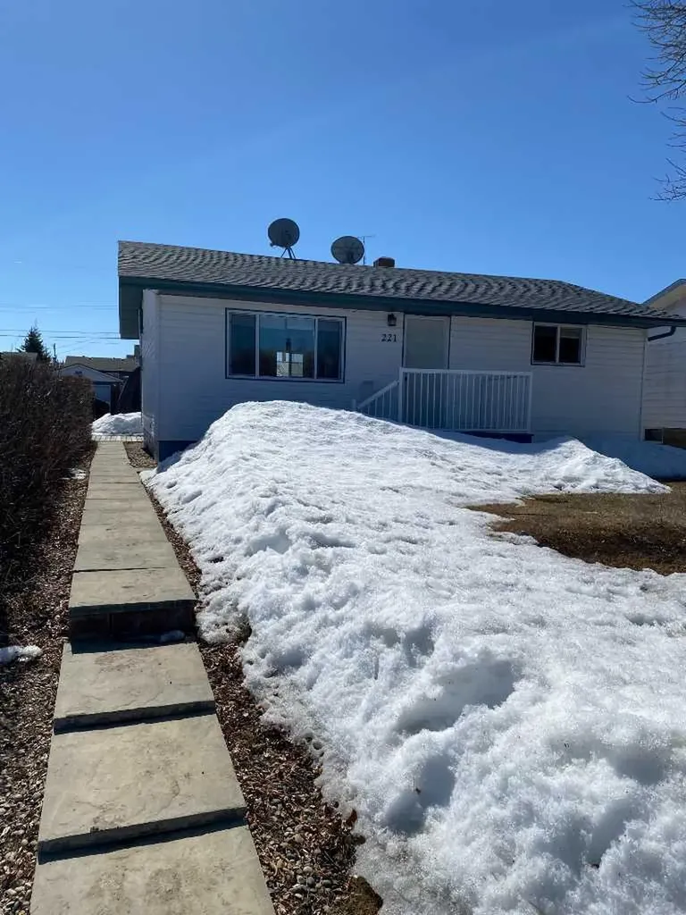 221 2nd Avenue SW Manning AB T0H 2M0